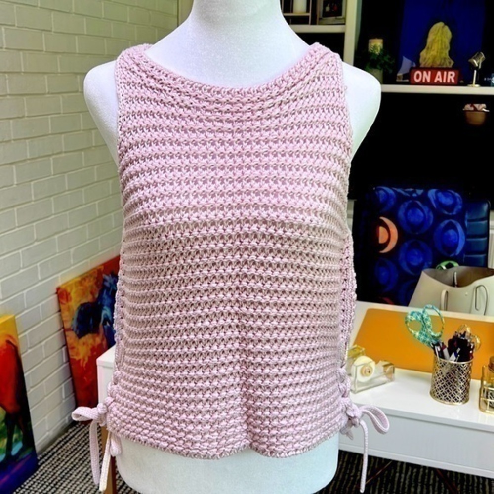 Gap Lt Pink sweater knit tank top